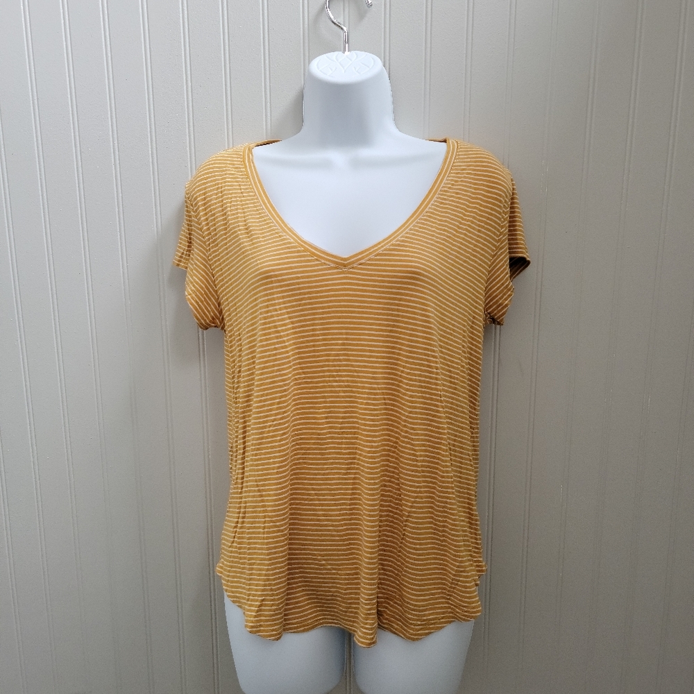 EUC American Eagle Outfitters top